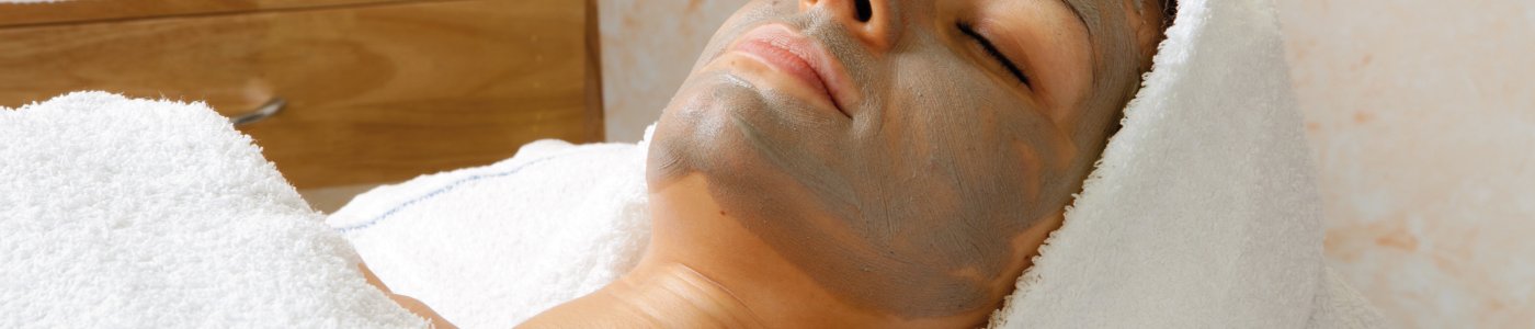 Kosmetikbehandlung © Pixelshop-fotolia.com