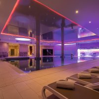 Schwimmbad © Vestina