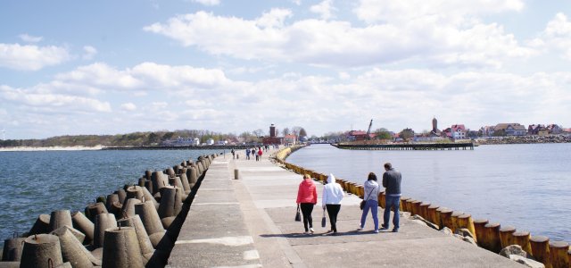 Auf der Mole in Kolberg &copy; iwan622-fotolia.com